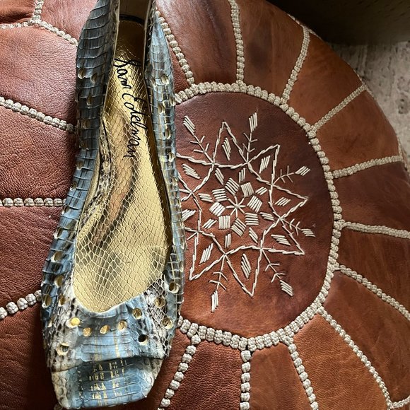 Sam Edelman size 8 square peep toe flat sandals. - Picture 4 of 4